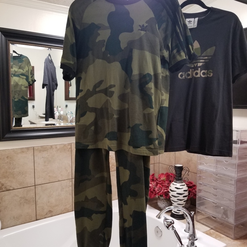 Brand new Adidas 3 piece set